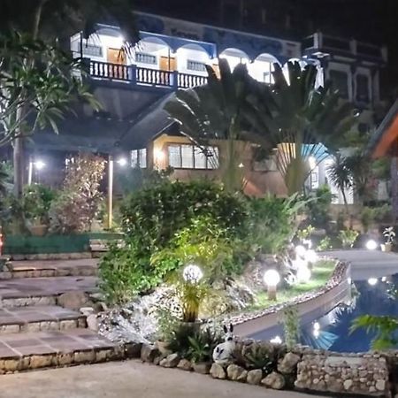 Princess Of Coron Austrian Resort Buitenkant foto